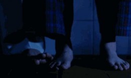 黑越玫瑰在线观看,暗夜中的复仇之花