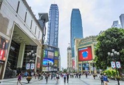 重庆商业街爆料视频最新,网红打卡地大揭秘，潮流美食一网打尽