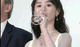 娱乐圈最新爆料情侣,明星情侣甜蜜互动引热议
