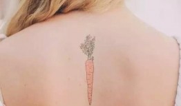 网红推特女吃瓜纹身是谁,背后故事引人关注”